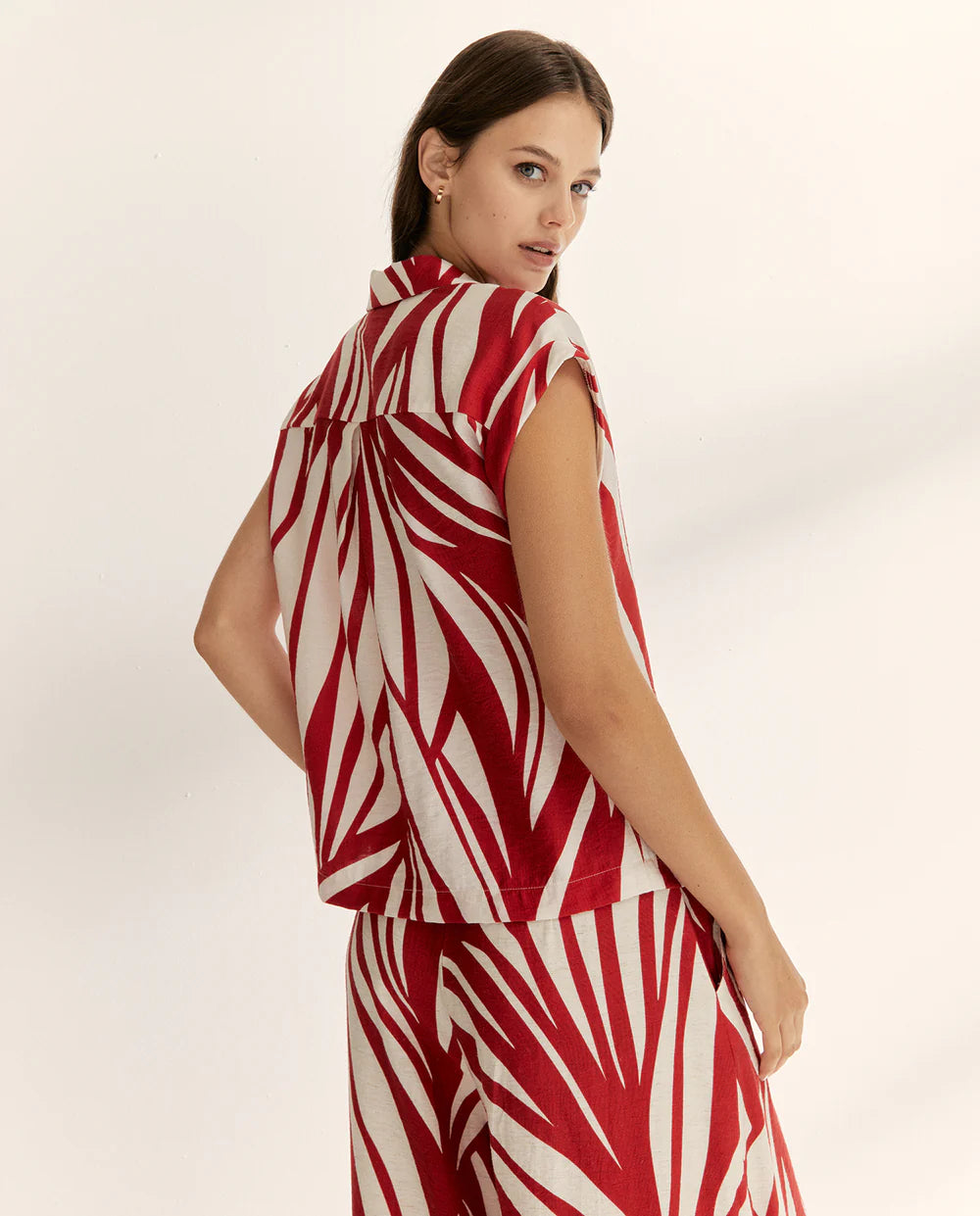 Camisa de mujer estampada cuello camisero