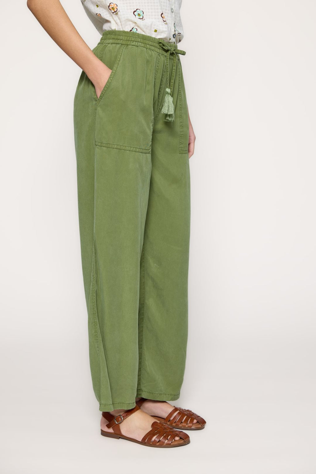 Pantalón Fluido de Tencel Caqui-Md’m