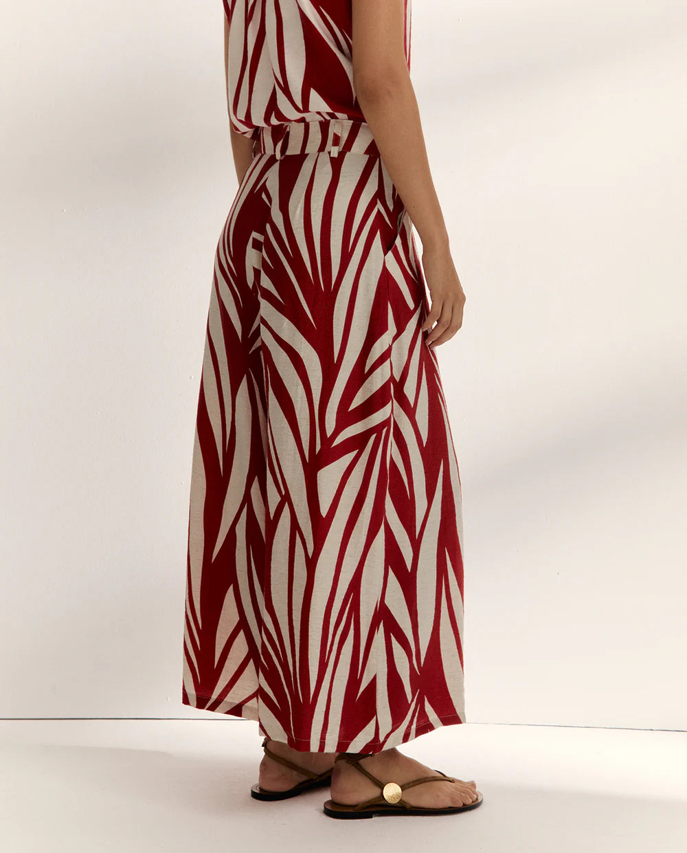 Pantalón ancho de mujer estampado tobillero