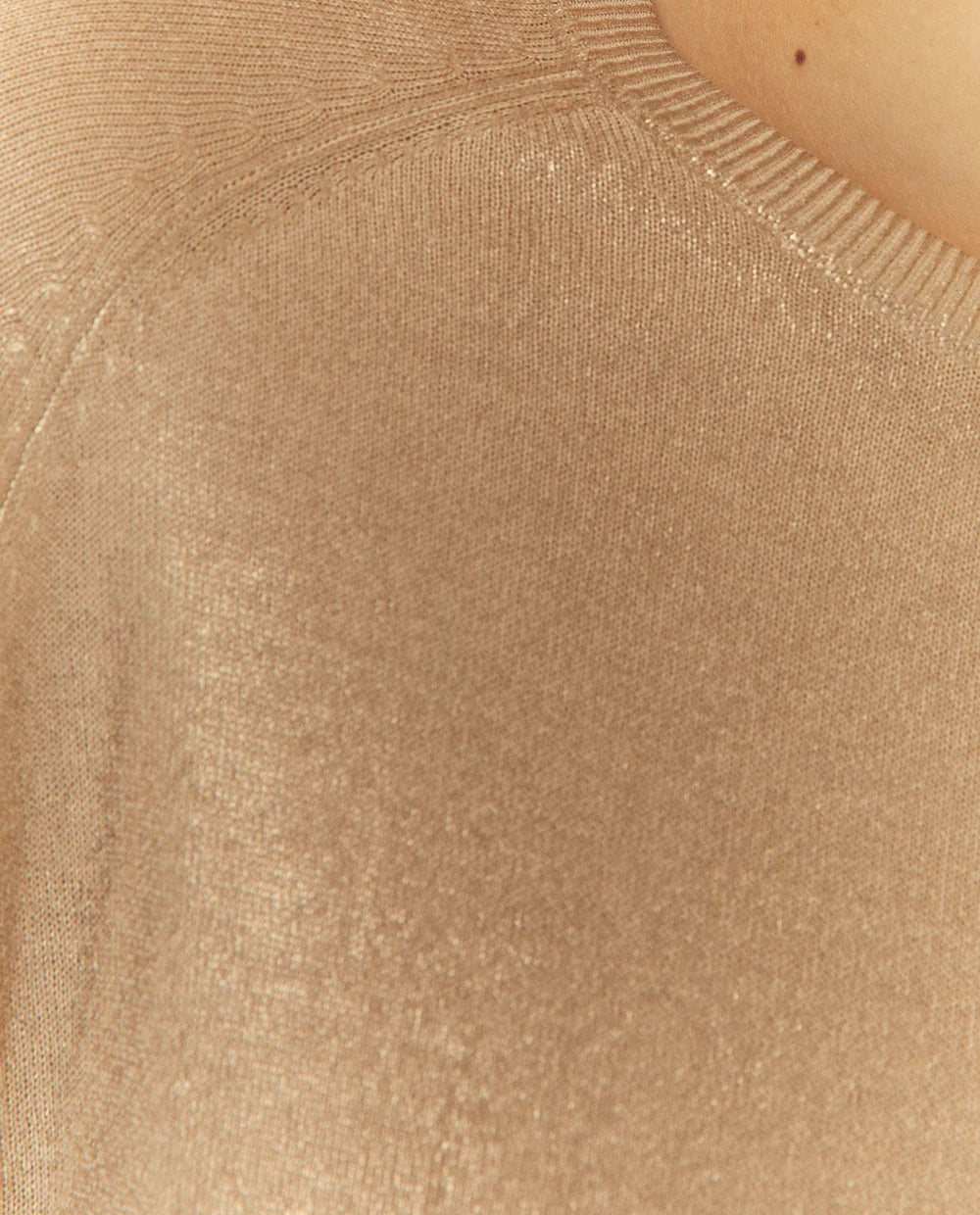 Jersey fino laminado Oro